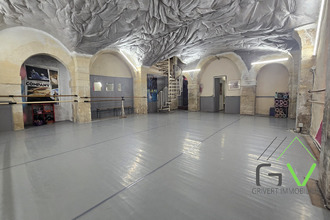  localcommercial nimes 30000