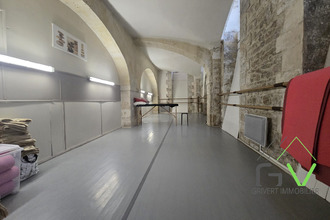  localcommercial nimes 30000