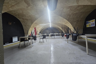  localcommercial nimes 30000