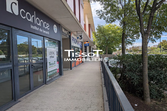  localcommercial nimes 30900