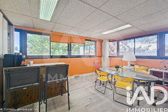  localcommercial nimes 30900
