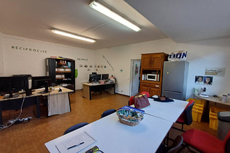  localcommercial orthez 64300