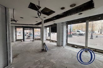 localcommercial paris 75004