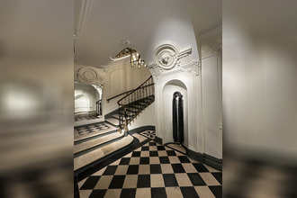  localcommercial paris 75008