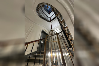  localcommercial paris 75008