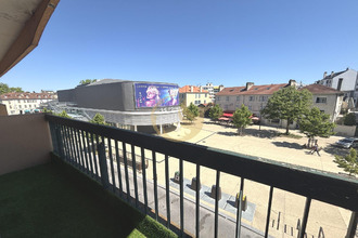  localcommercial pau 64000