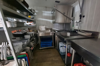  localcommercial peillac 56220