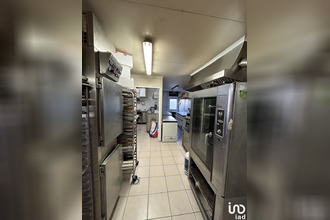  localcommercial pelissanne 13330