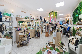  localcommercial pezenas 34120