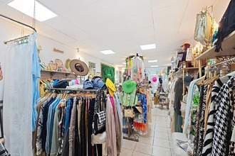  localcommercial pezenas 34120