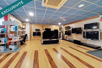  localcommercial pierrelatte 26700