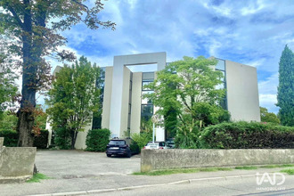  localcommercial pierrelatte 26700