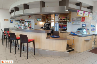  localcommercial plouegat-moysan 29650