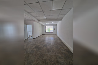  localcommercial pointe-a-pitre 97110