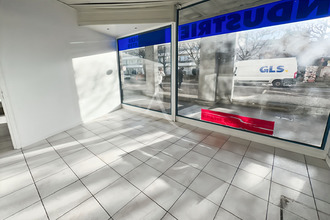  localcommercial poissy 78300