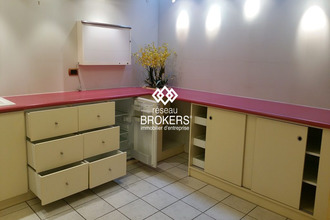  localcommercial pont-audemer 27500