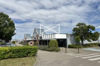  localcommercial pont-ste-marie 10150