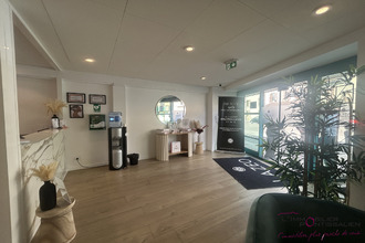  localcommercial pontarlier 25300