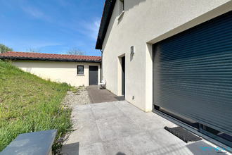  localcommercial pusignan 69330