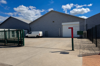  localcommercial riom 63200