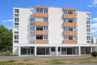  localcommercial roissy-en-brie 77680