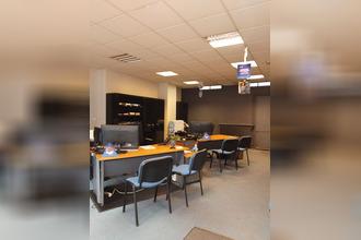  localcommercial rouen 76100