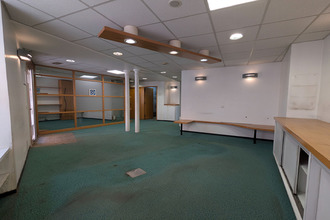  localcommercial salernes 83690