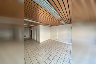  localcommercial salon-de-provence 13300