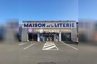  localcommercial saumur 49400