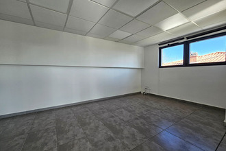  localcommercial soyaux 16800