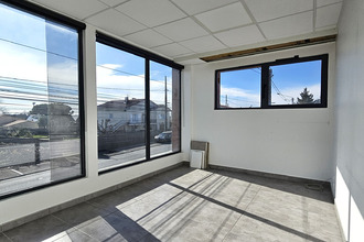  localcommercial soyaux 16800