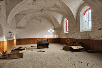  localcommercial st-amour 39160