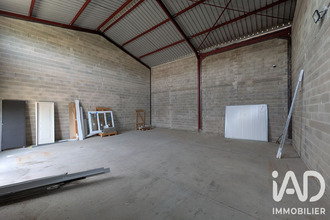  localcommercial st-andiol 13670
