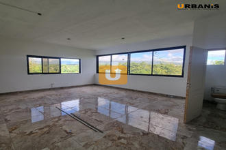  localcommercial st-andre 97440