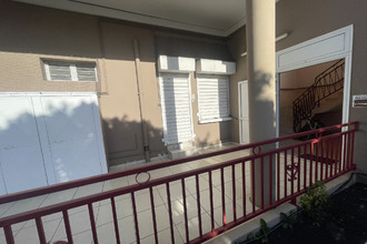  localcommercial st-andre 97440