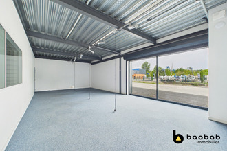  localcommercial st-baldoph 73190