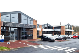  localcommercial st-cyr-l-ecole 78210