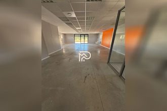  localcommercial st-cyr-sur-mer 83270