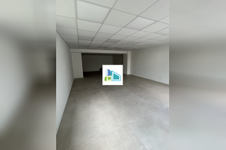  localcommercial st-cyr-sur-mer 83270