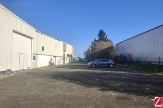 localcommercial st-fargeau-ponthierry 77310