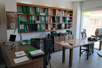  localcommercial st-francois 97118