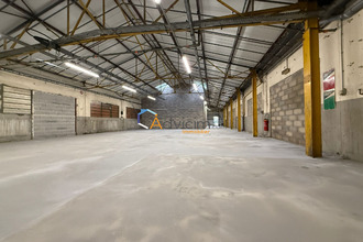  localcommercial st-genest-lerpt 42530