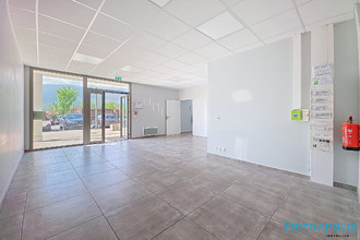  localcommercial st-genis-pouilly 01630