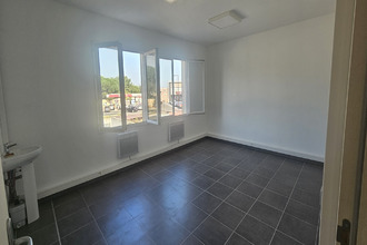  localcommercial st-gilles 30800