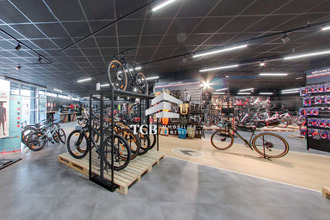  localcommercial st-herblain 44800