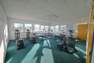  localcommercial st-james 50240