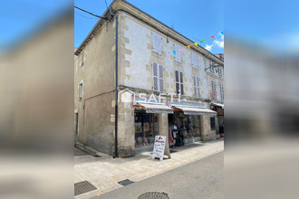  localcommercial st-jean-d-angely 17400