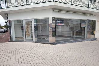  localcommercial st-jean-de-mts 85160