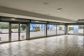  localcommercial st-julien-les-villas 10800