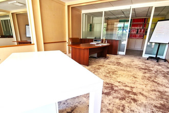  localcommercial st-laurent-du-var 06700